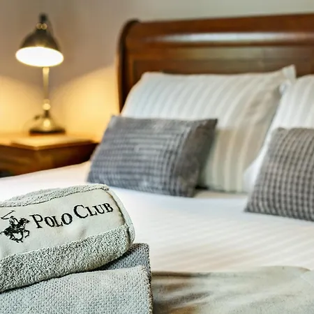 Doorly Park Nyaraló *